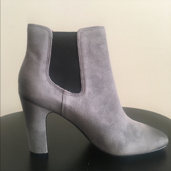 Banana Republic Suede Booties NWT! - Picture 2 of 4